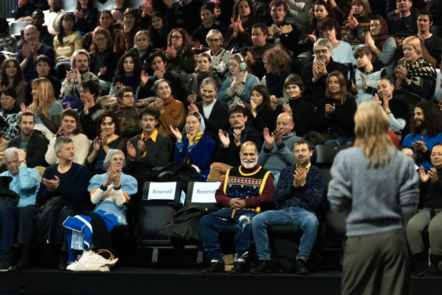 20251128 LR PARTS Presents Passing Through cc DECLERCK Tine 02 20251128 LR PARTS Presents Passing Through cc DECLERCK Tine 02